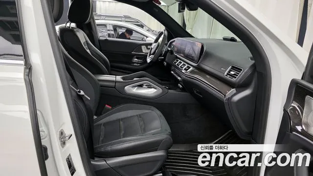 Mercedes-Benz GLE-Class 2023 — фото 11