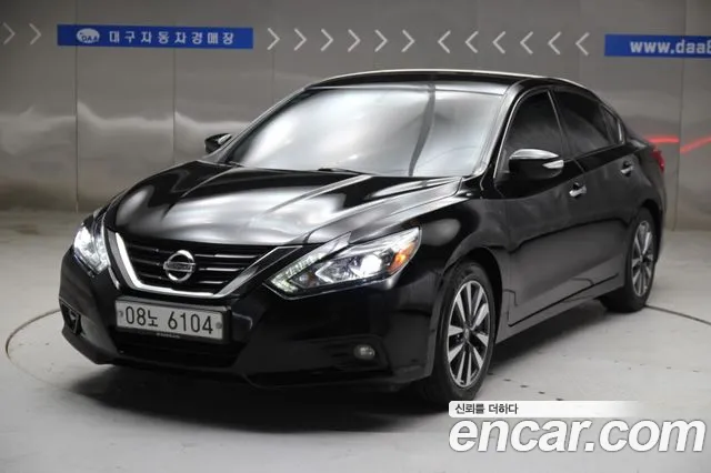 Nissan Altima 2017 — фото 1