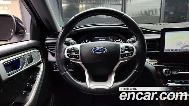 Ford Explorer 2021 — фото 13