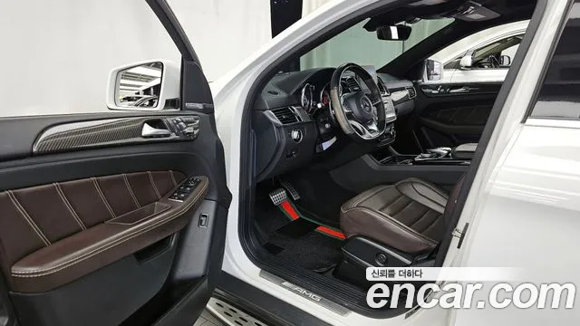 Mercedes-Benz GLE-Class 2019 — фото 10