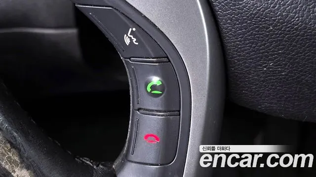Hyundai AVANTE 2014 — фото 16