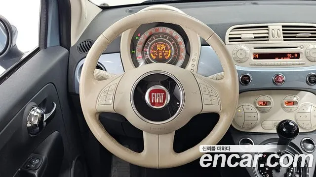 Fiat 500 2015 — фото 14