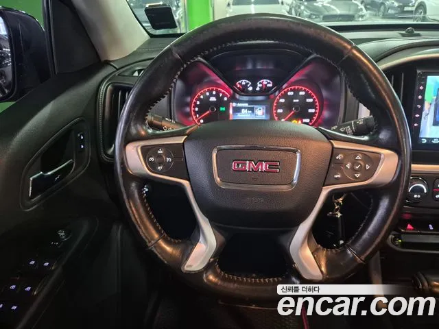 GMC Canyon 2015 — фото 9