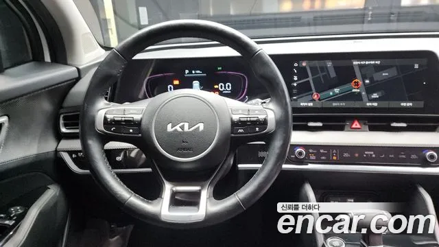 Kia Sportage 2022 — фото 13