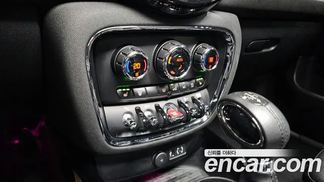 Mini Clubman 2018 — фото 15