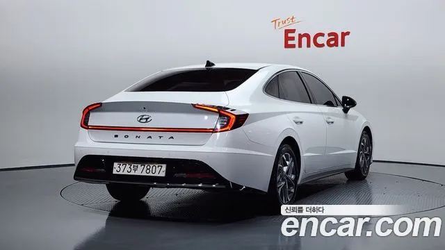 Hyundai Sonata 2022 — фото 2