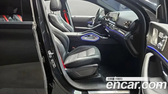 Mercedes-Benz GLE-Class 2023 — фото 11