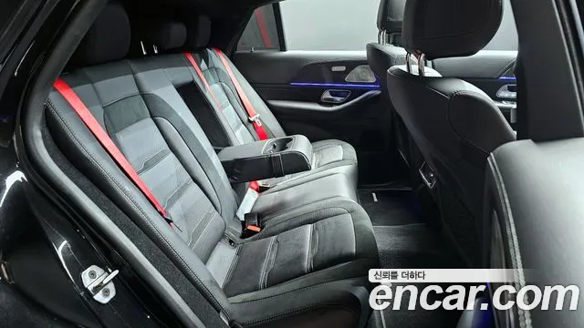 Mercedes-Benz GLE-Class 2023 — фото 12
