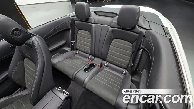 Mercedes-Benz C-Class 2023 — фото 12