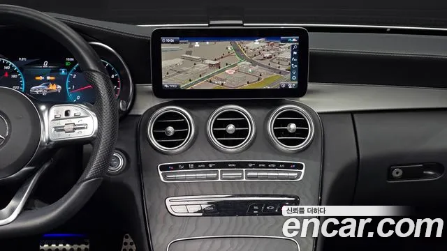 Mercedes-Benz C-Class 2023 — фото 15