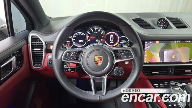 Porsche Cayenne 2021 — фото 13
