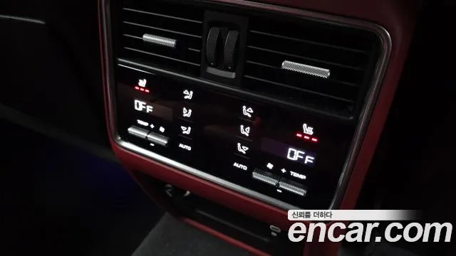 Porsche Cayenne 2021 — фото 18