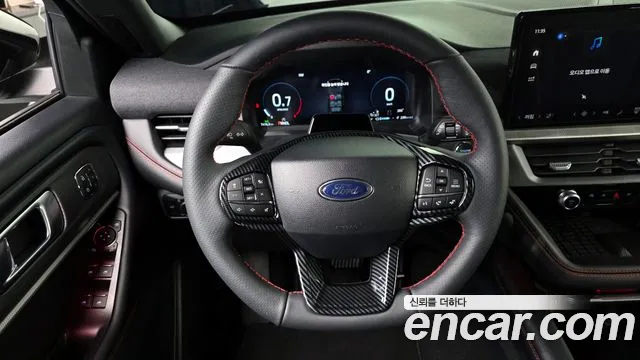 Ford Explorer 2025 — фото 13