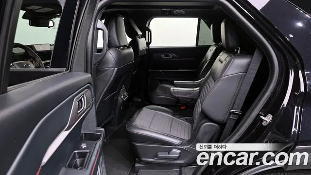 Ford Explorer 2025 — фото 20