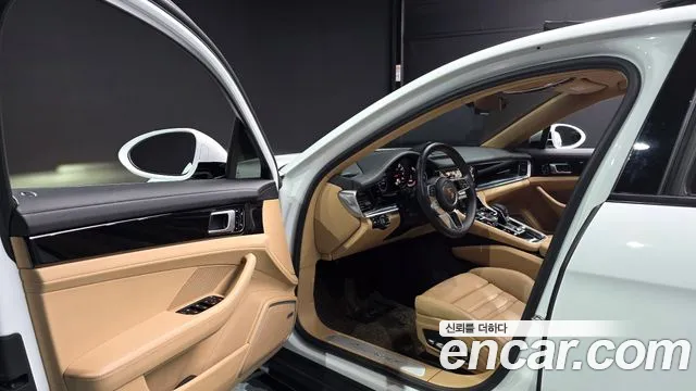 Porsche Panamera 2018 — фото 11