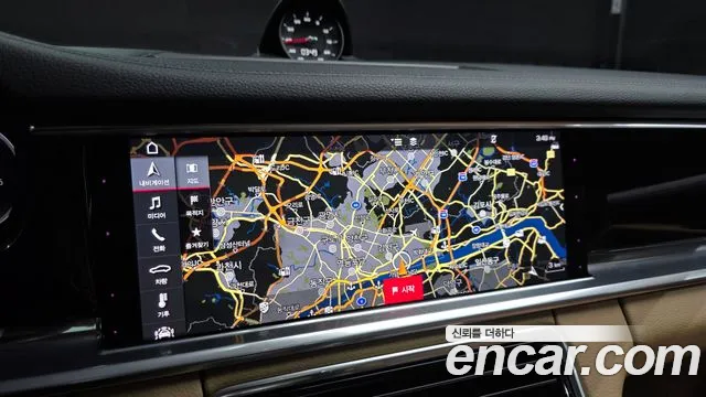 Porsche Panamera 2018 — фото 12