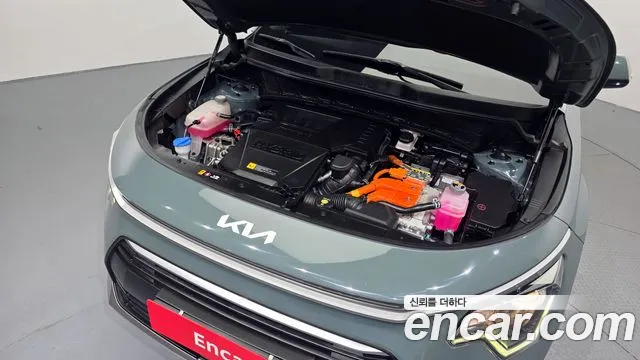 Kia Niro 2022 — фото 6