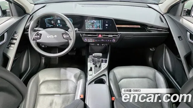 Kia Niro 2022 — фото 7