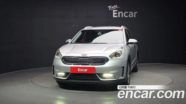 Kia Niro 2018 — фото 3