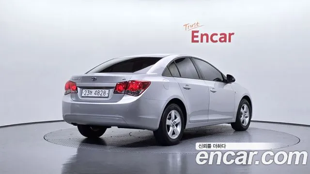 ChevroletGMDaewoo Lacetti 2010 — фото 2