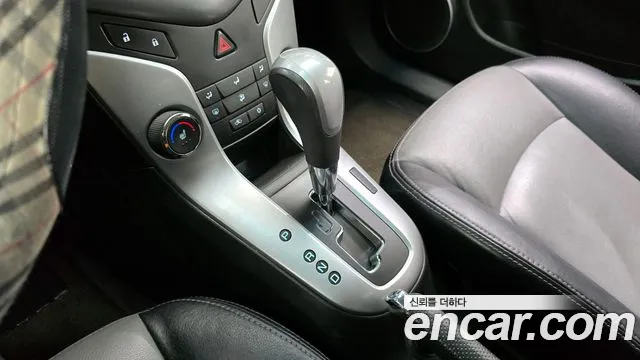 ChevroletGMDaewoo Lacetti 2010 — фото 9