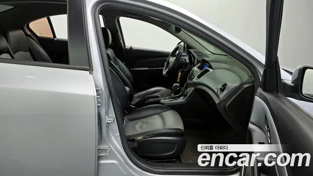ChevroletGMDaewoo Lacetti 2010 — фото 10