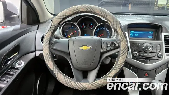 ChevroletGMDaewoo Lacetti 2010 — фото 14