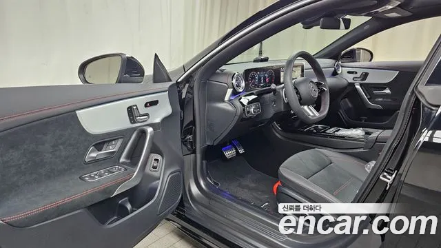 Mercedes-Benz CLA-Class 2025 — фото 10