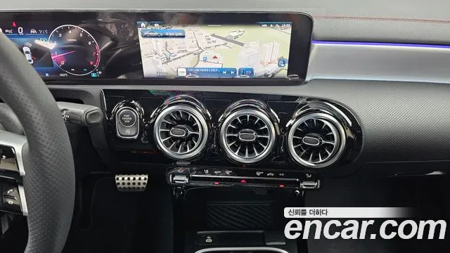 Mercedes-Benz CLA-Class 2025 — фото 15