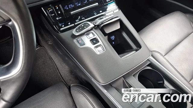 Hyundai Grandeur 2022 — фото 9