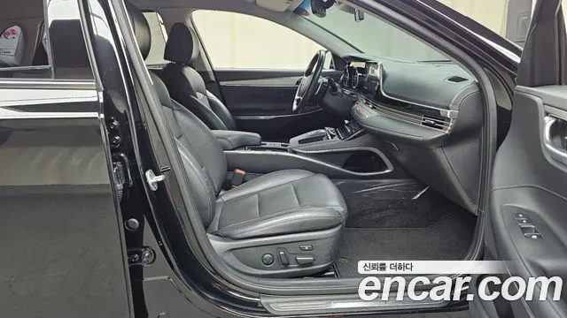 Hyundai Grandeur 2022 — фото 11