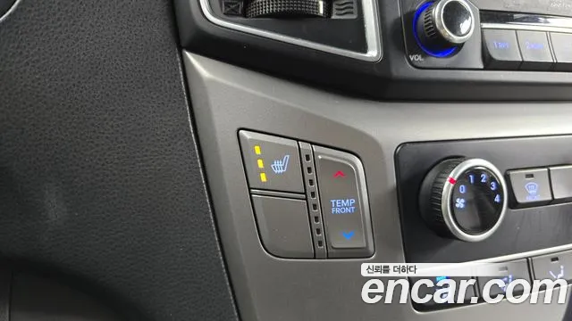 Hyundai Starex 2017 — фото 18