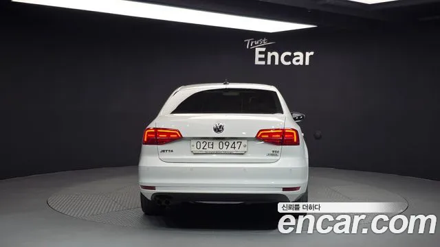 Volkswagen Jetta 2016 — фото 4