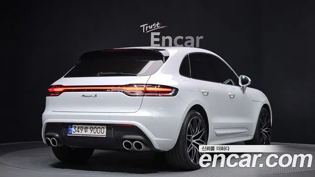 Porsche Macan 2022 — фото 2