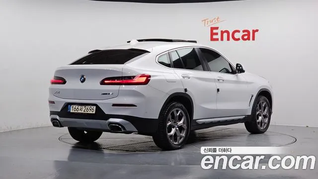 BMW X4 2022 — фото 2