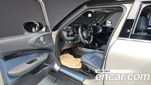 Mini Clubman 2023 — фото 10