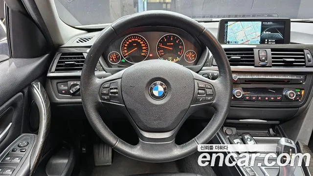 BMW 3-Series 2015 — фото 13