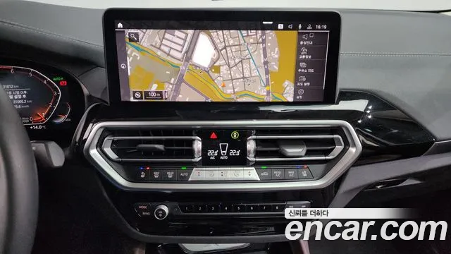 BMW X4 2022 — фото 14