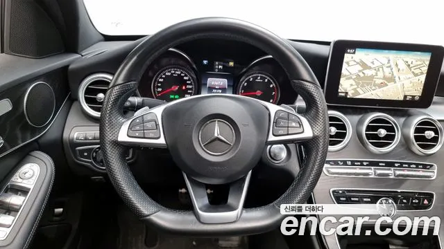 Mercedes-Benz C-Class 2017 — фото 13