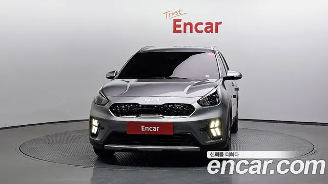 Kia Niro 2022 — фото 3
