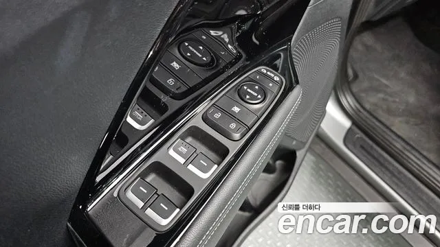 Kia Niro 2022 — фото 14