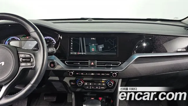 Kia Niro 2022 — фото 18