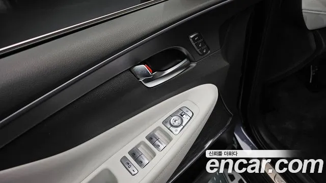 Hyundai Santafe 2021 — фото 19