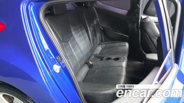 Hyundai Veloster 2015 — фото 11