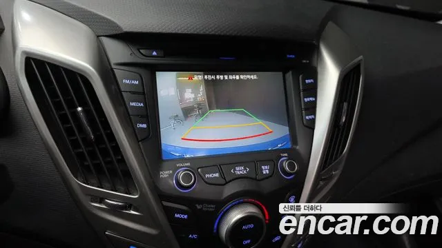 Hyundai Veloster 2015 — фото 17