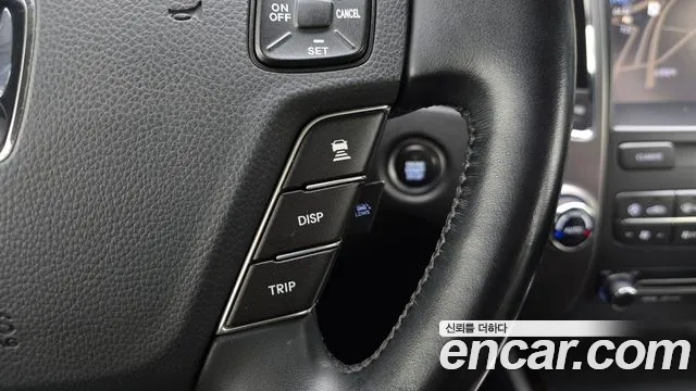 Hyundai Equus 2010 — фото 19