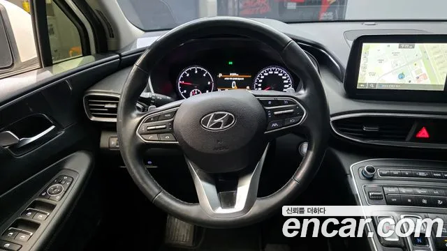 Hyundai Santafe 2022 — фото 13