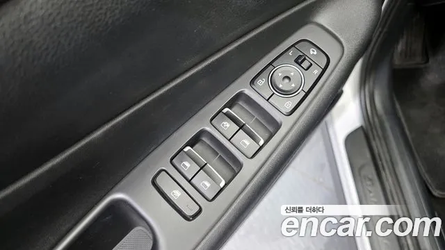 Hyundai Santafe 2022 — фото 14
