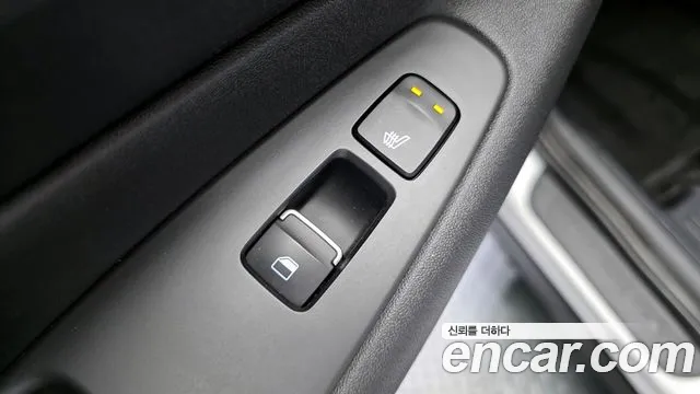 Hyundai Santafe 2022 — фото 18
