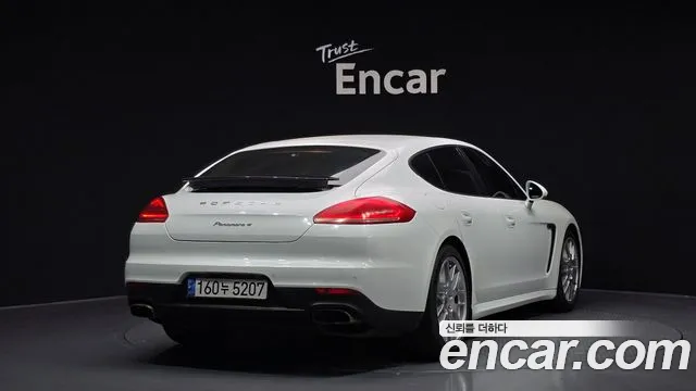 Porsche Panamera 2015 — фото 2